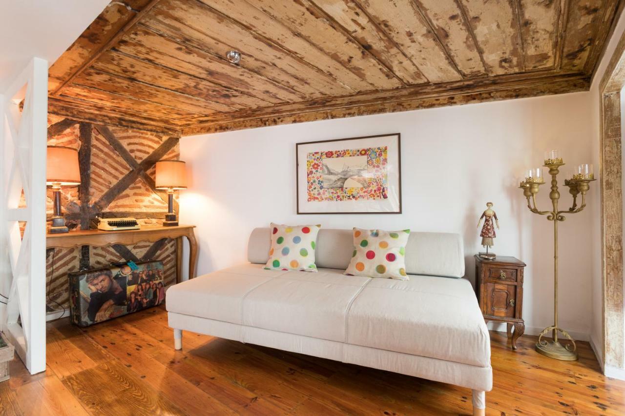 Charming Apartment Travessa Do Alcaide Lissabon Exterior foto