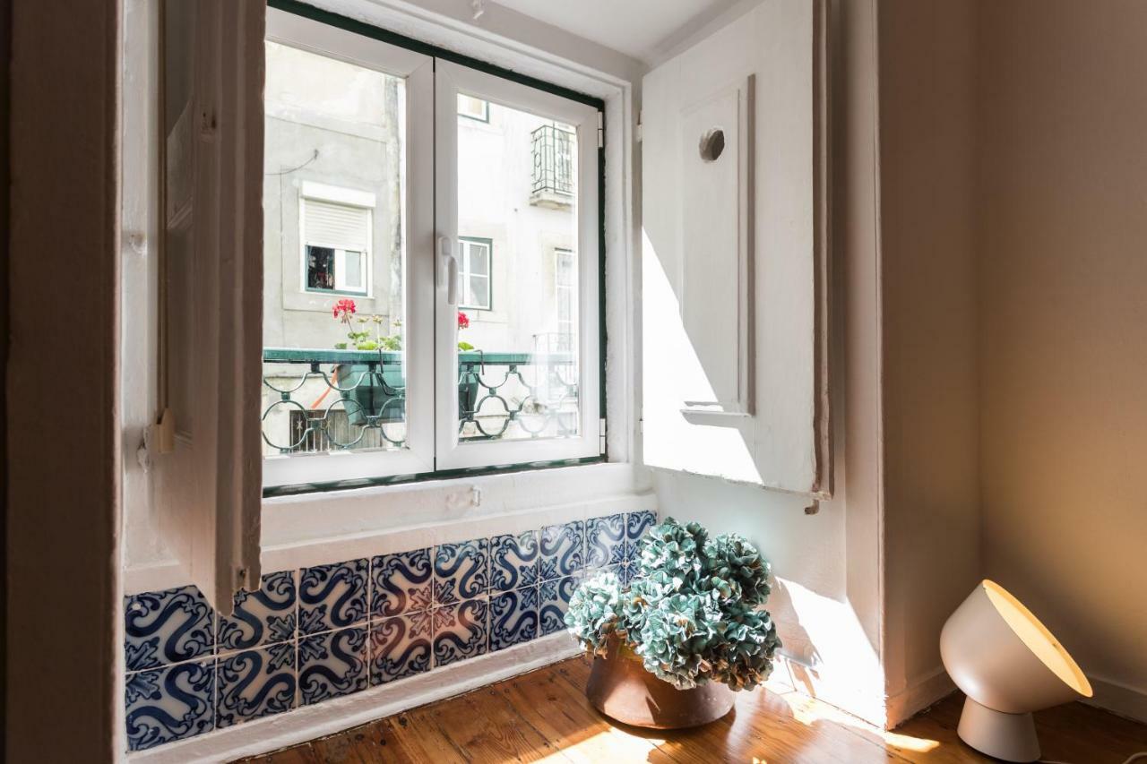 Charming Apartment Travessa Do Alcaide Lissabon Exterior foto