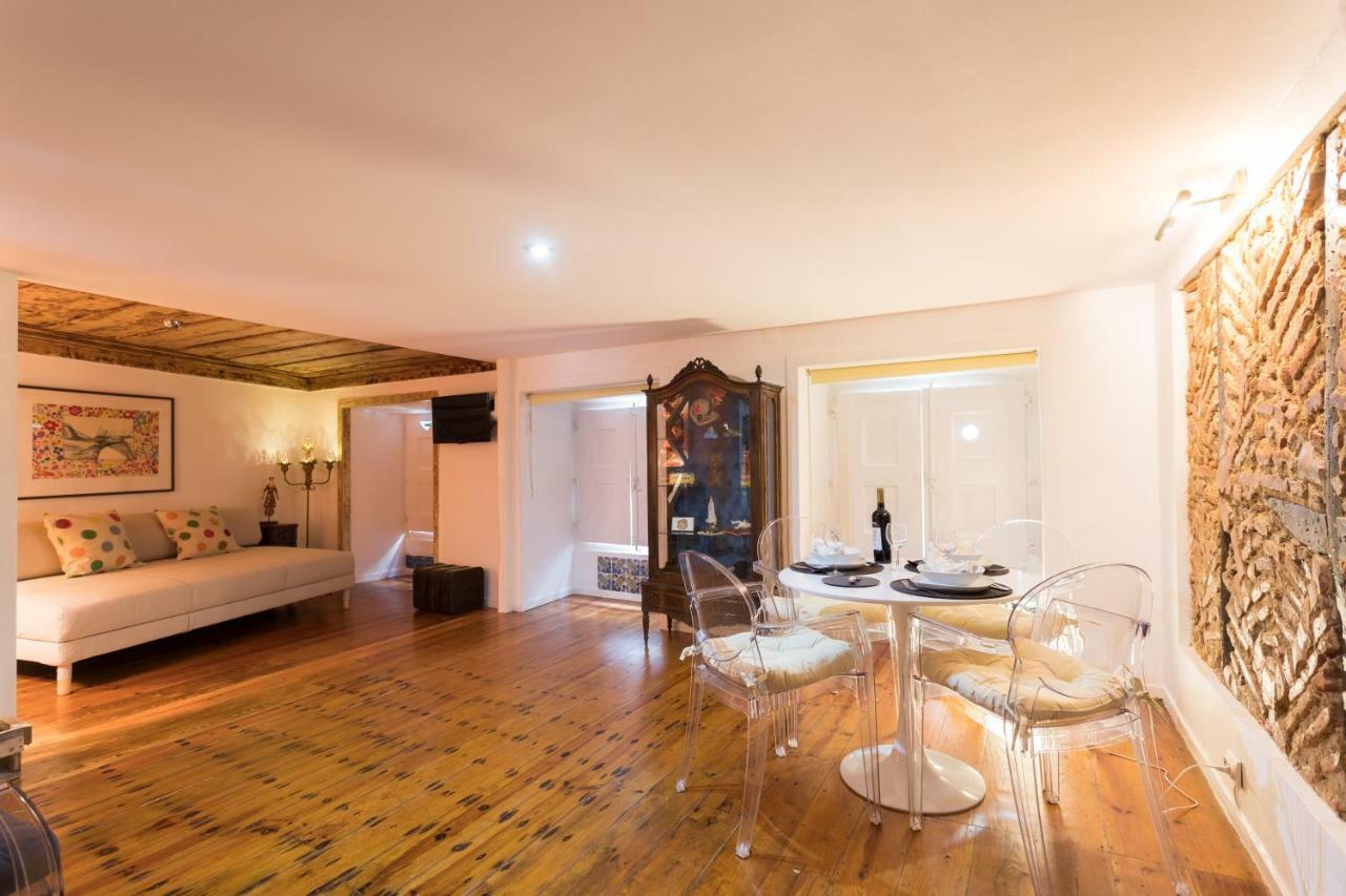 Charming Apartment Travessa Do Alcaide Lissabon Exterior foto