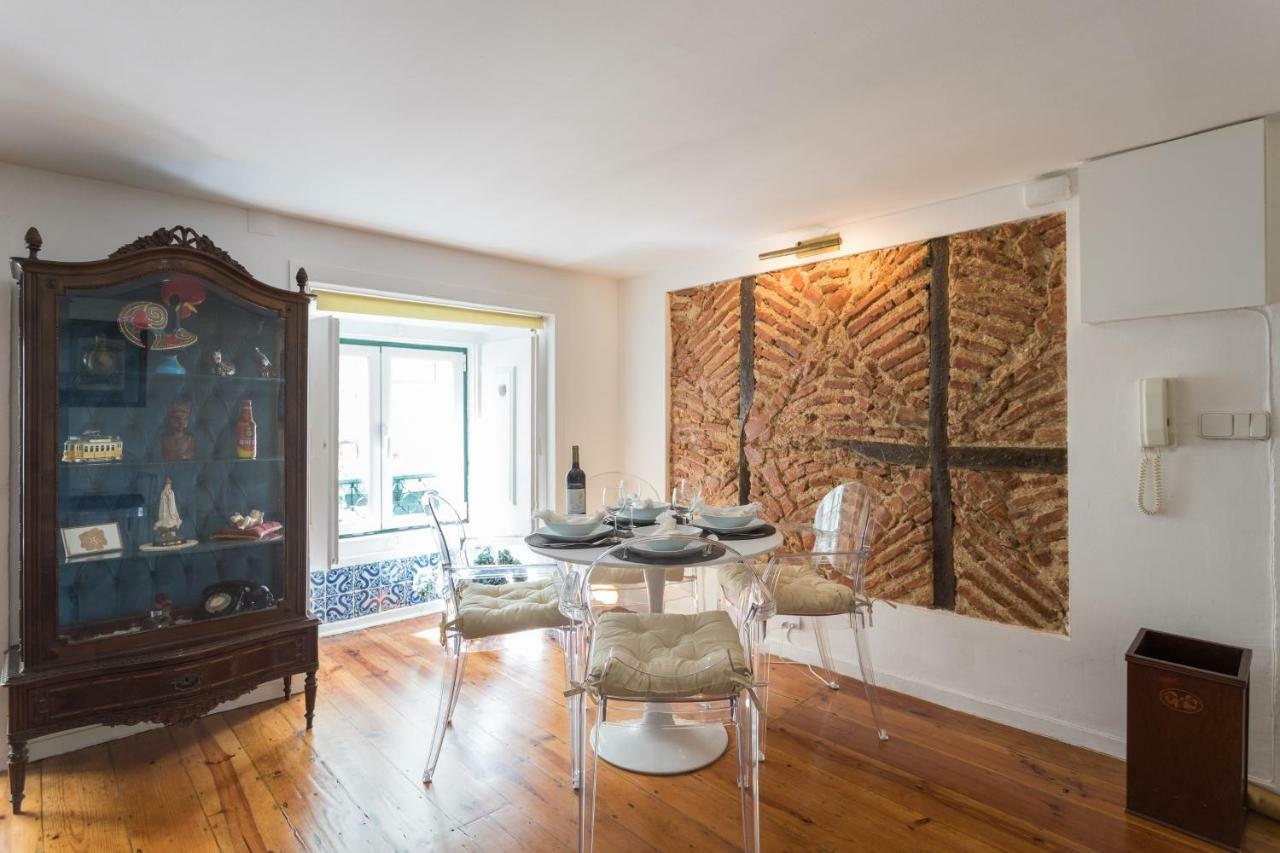Charming Apartment Travessa Do Alcaide Lissabon Exterior foto